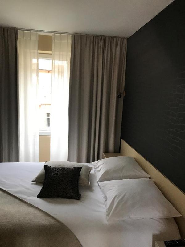 Hotel Du Lion D'Or Charolles Ngoại thất bức ảnh